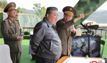 金正恩观摩朝鲜人民军各兵种战术综合训练